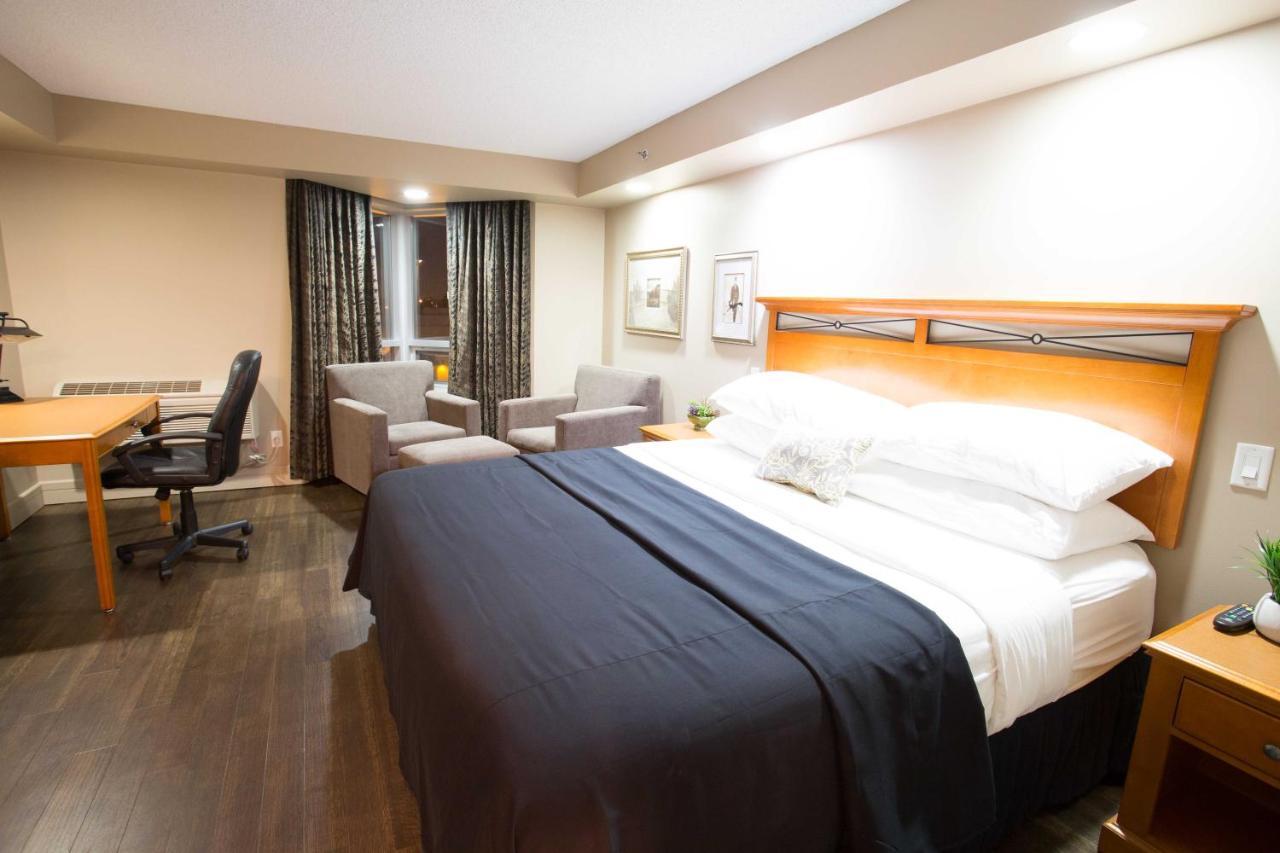 Royal West Edmonton, Trademark Collection By Wyndham Hotel